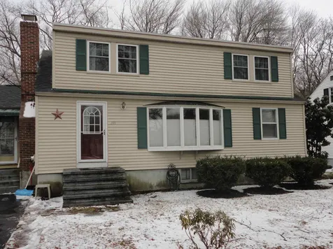391 Colonial Drive Portsmouth NH 03801