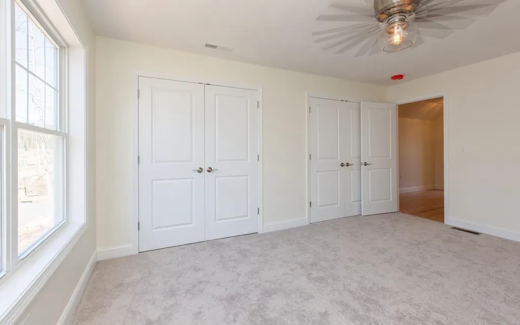13 Redwood Road Pelham NH 03076