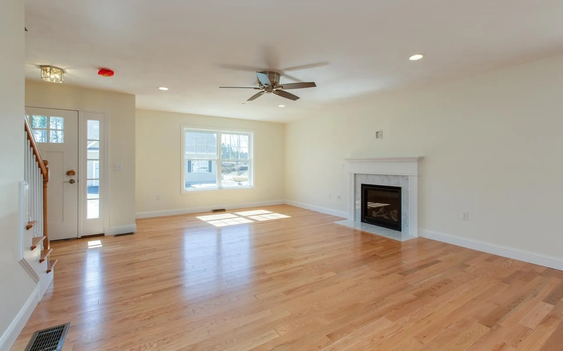13 Redwood Road Pelham NH 03076