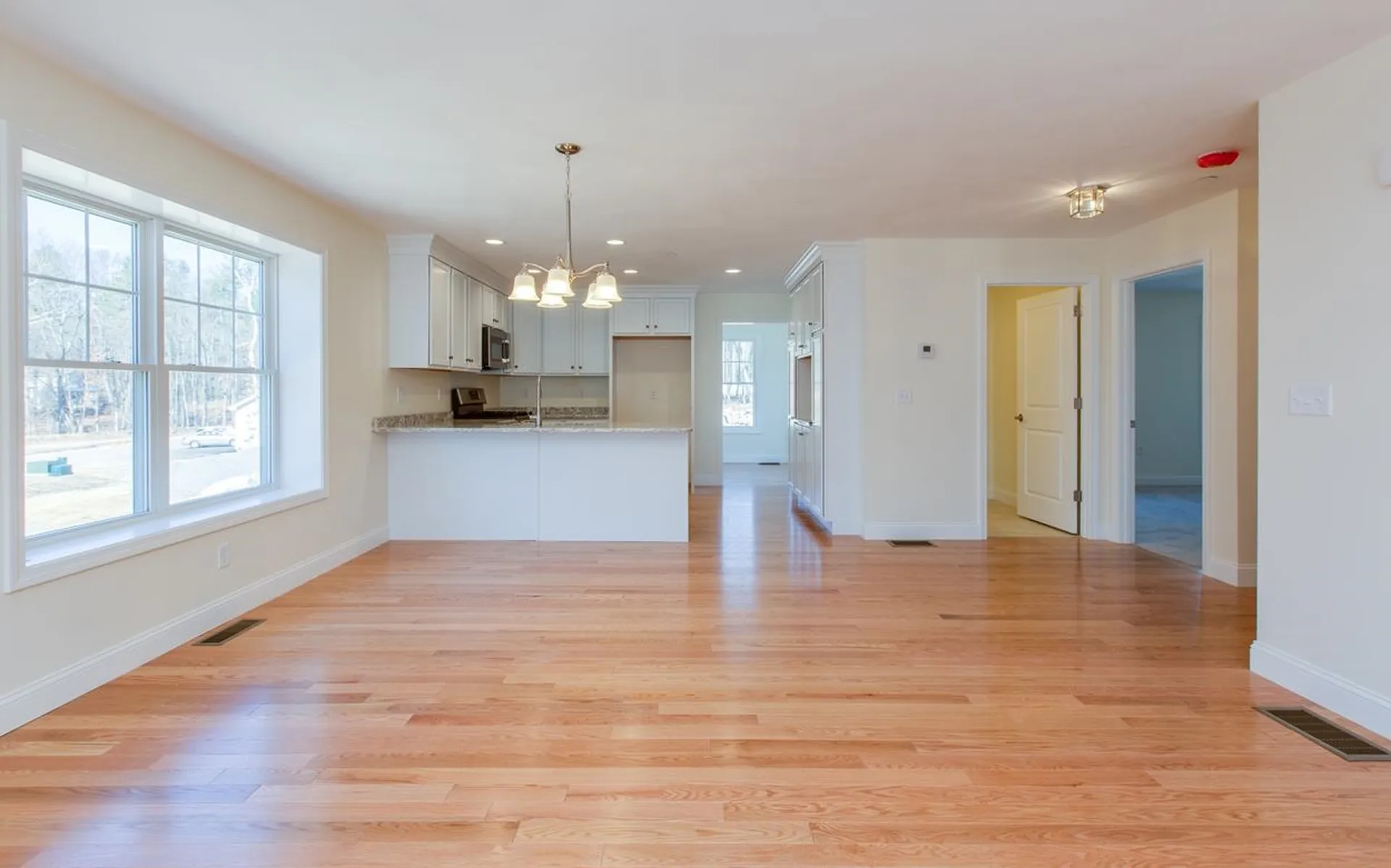13 Redwood Road Pelham NH 03076