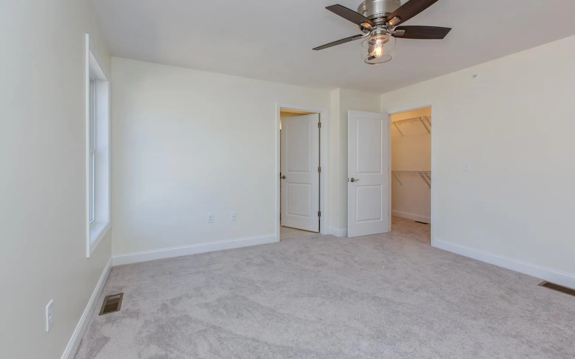13 Redwood Road Pelham NH 03076