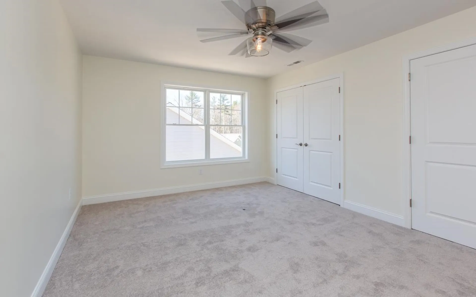 13 Redwood Road Pelham NH 03076
