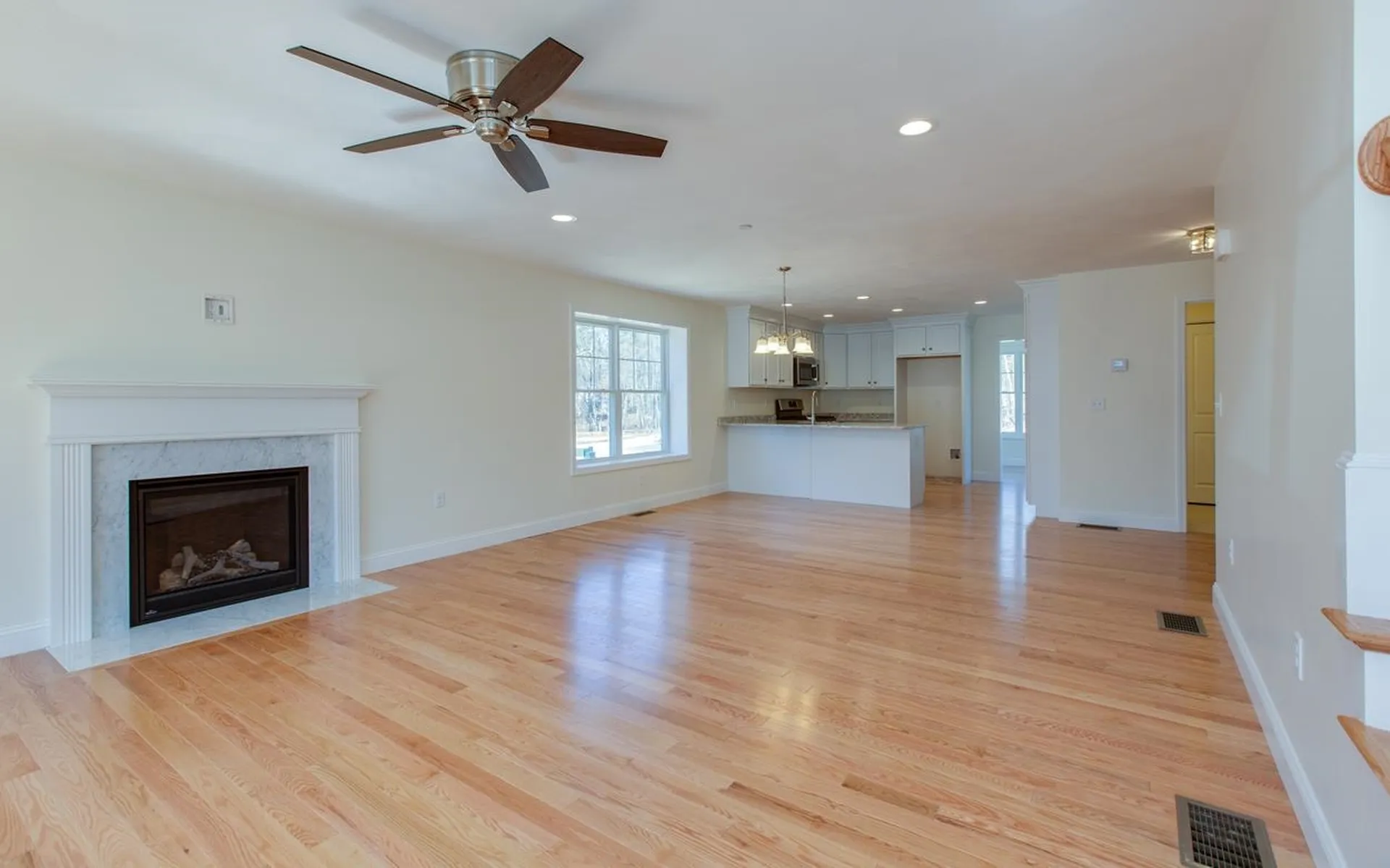 13 Redwood Road Pelham NH 03076