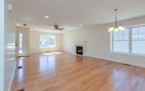 13 Redwood Road Pelham NH 03076