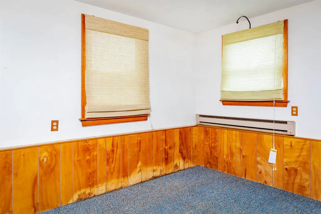11 Tuttle Avenue Hampton NH 03842