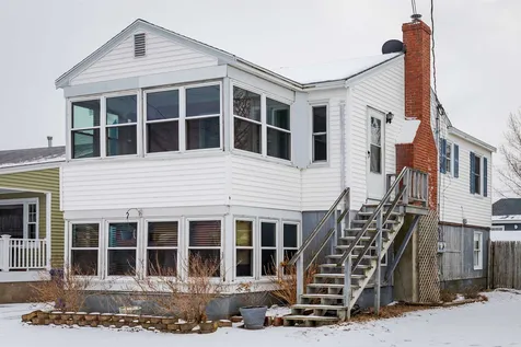 11 Tuttle Avenue Hampton NH 03842