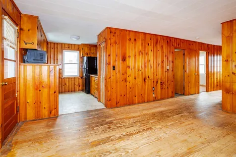 11 Tuttle Avenue Hampton NH 03842