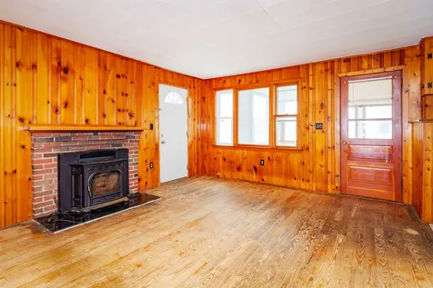 11 Tuttle Avenue Hampton NH 03842