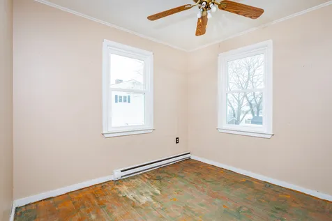 11 Tuttle Avenue Hampton NH 03842