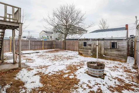 11 Tuttle Avenue Hampton NH 03842