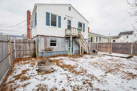 11 Tuttle Avenue Hampton NH 03842
