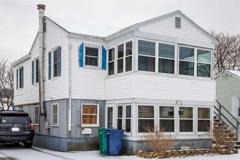 11 Tuttle Avenue Hampton NH 03842