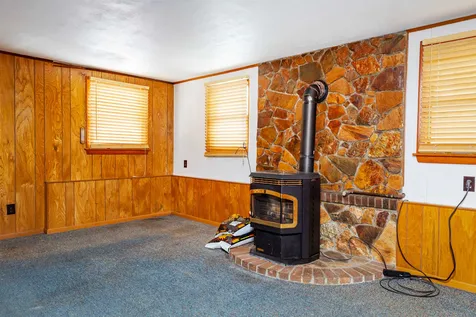 11 Tuttle Avenue Hampton NH 03842