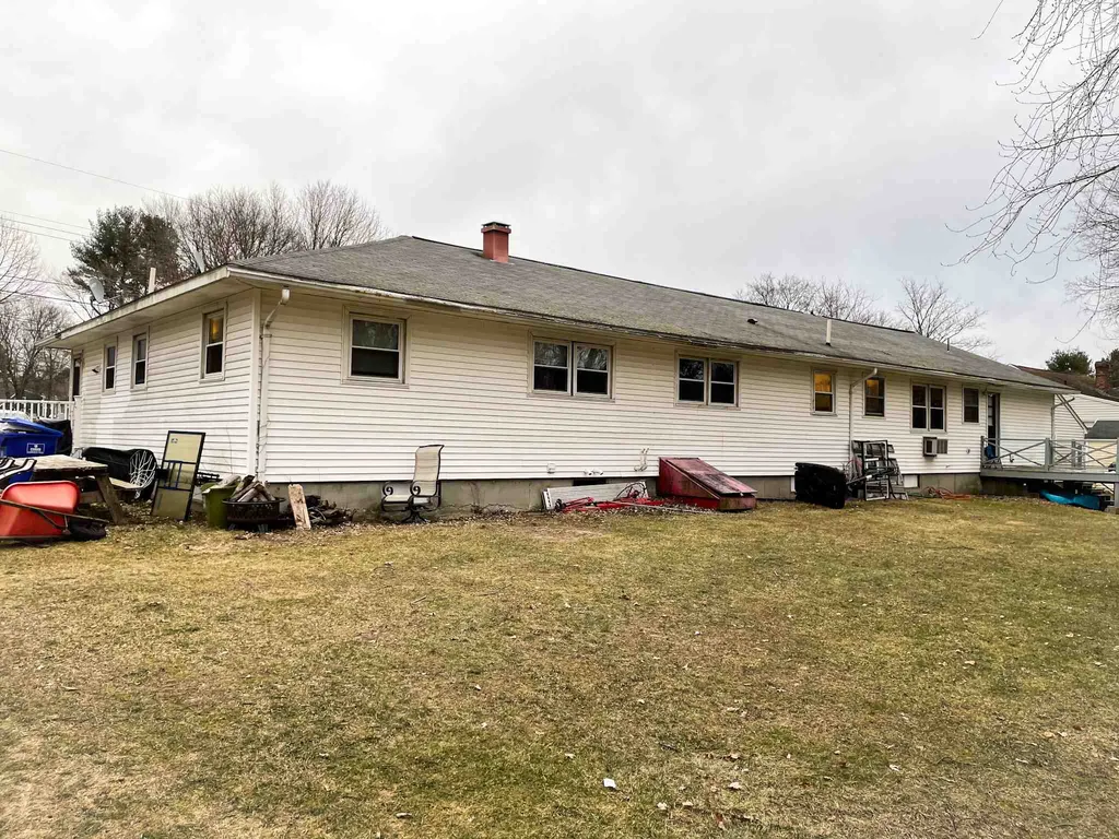 8-10 Hurley Street Hudson NH 03051