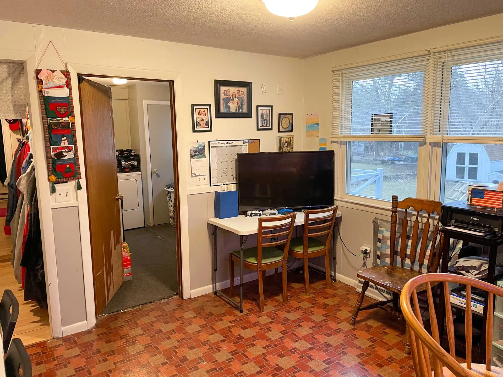 8-10 Hurley Street Hudson NH 03051