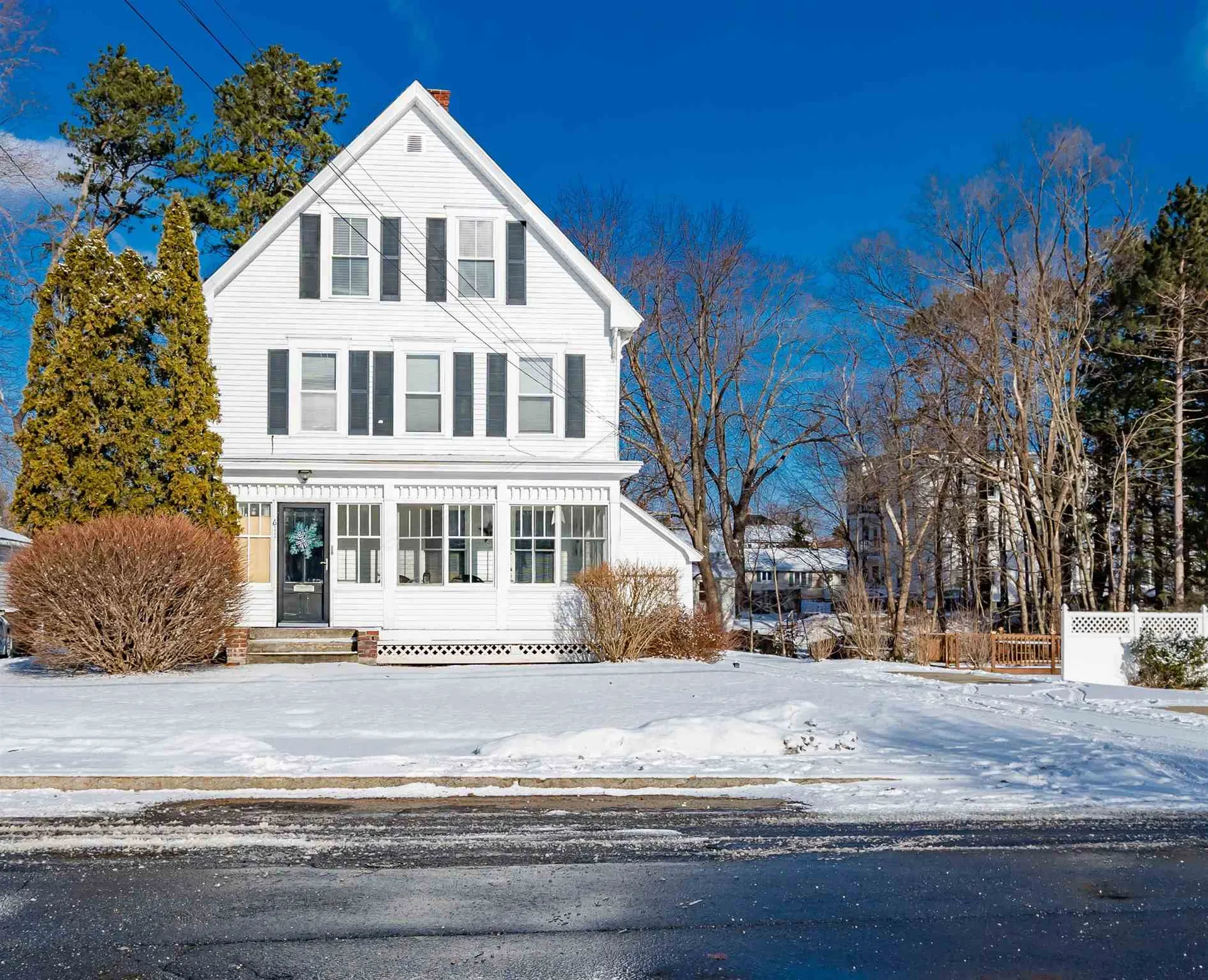 611 Varney Street Manchester NH 03102