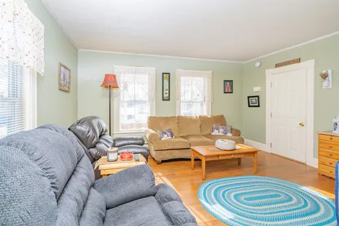 611 Varney Street Manchester NH 03102