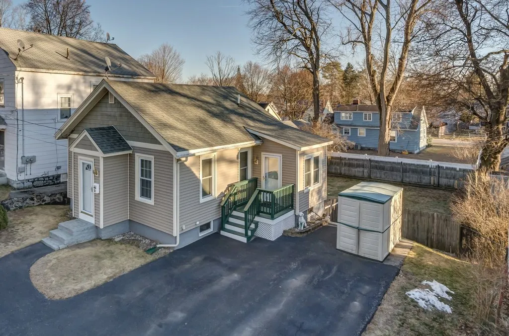 38 Haines Street Nashua NH 03060