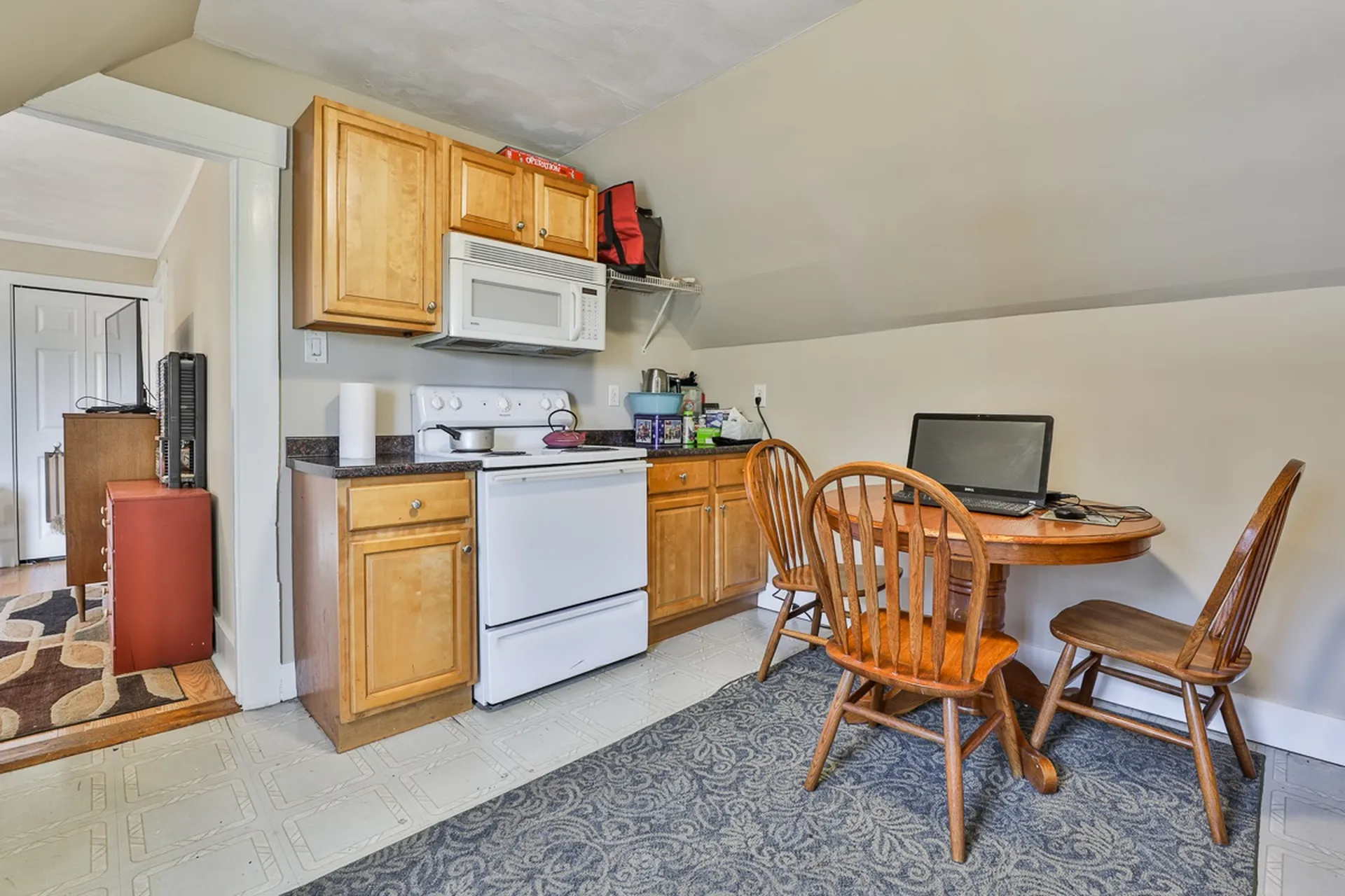 427 Laurel Street Manchester NH 03103