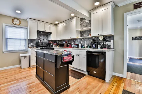 427 Laurel Street Manchester NH 03103