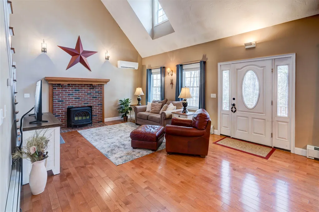 6 Shady Lane Tilton NH 03276