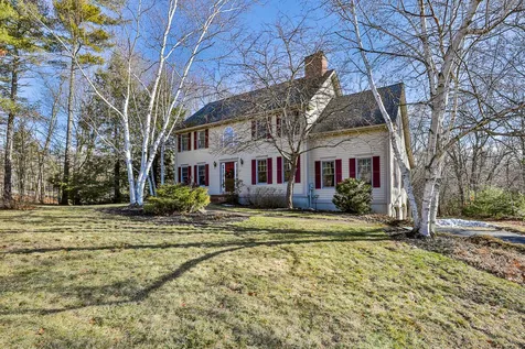 24 Wood Hill Drive Auburn NH 03032