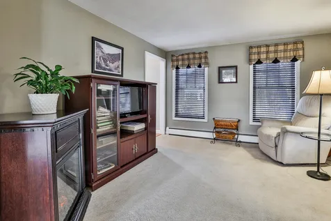 24 Wood Hill Drive Auburn NH 03032