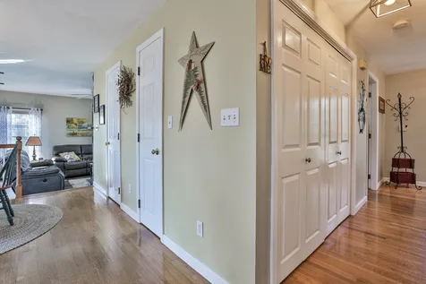 24 Wood Hill Drive Auburn NH 03032