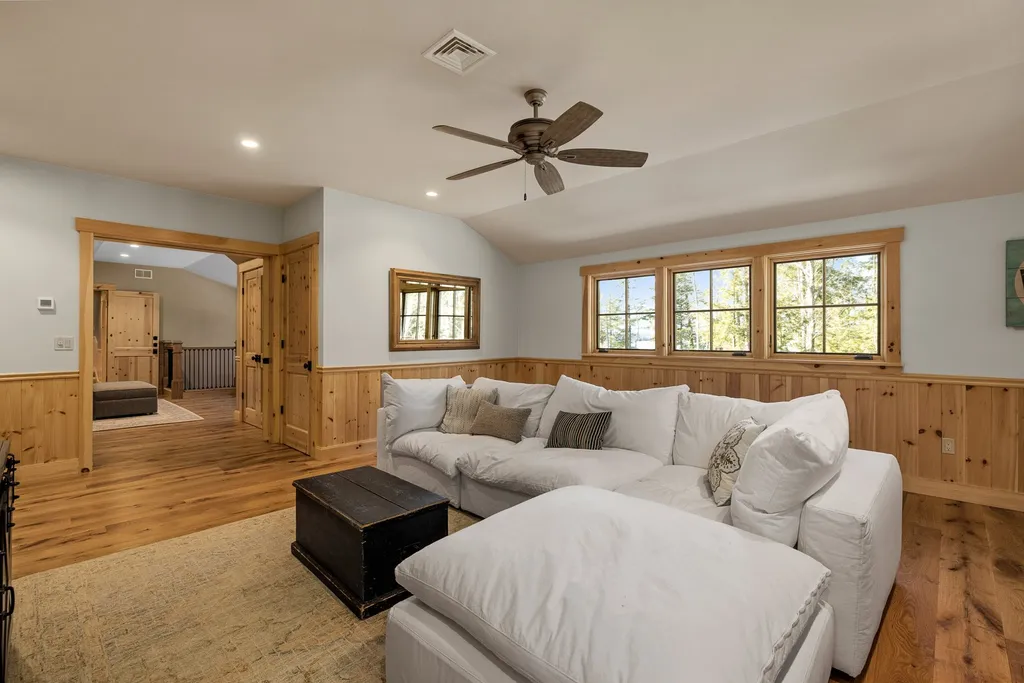 270 Governor Wentworth Highway Tuftonboro NH 03816