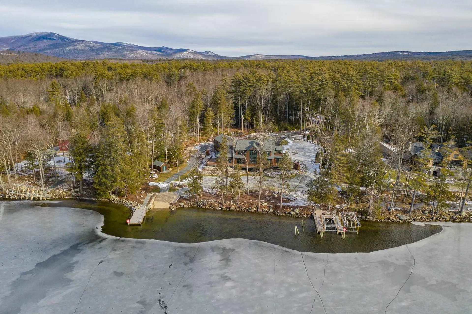 270 Governor Wentworth Highway Tuftonboro NH 03816