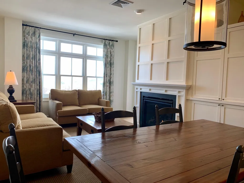 102 Forest 224 / Iii Drive Warren VT 05674
