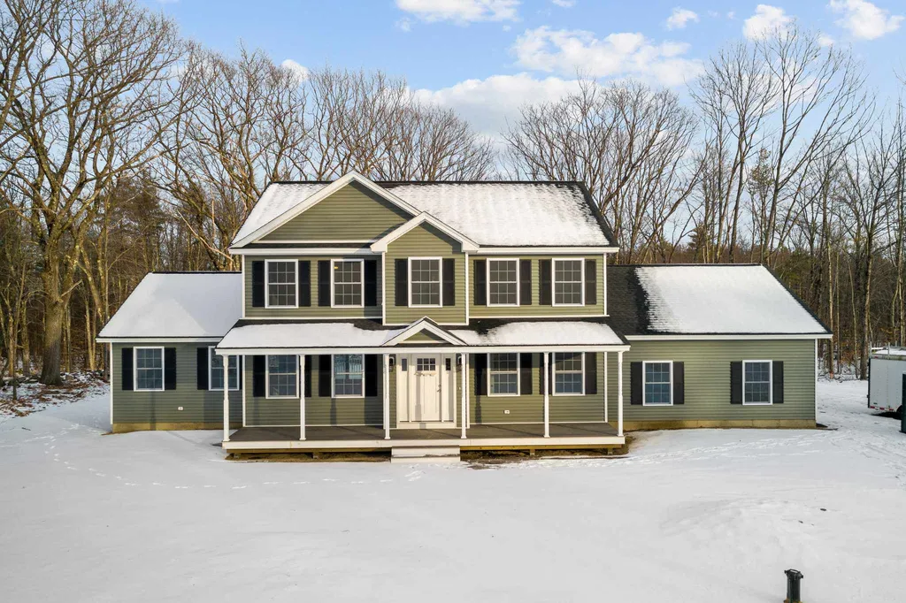 26 Stark Highway South Dunbarton NH 03046