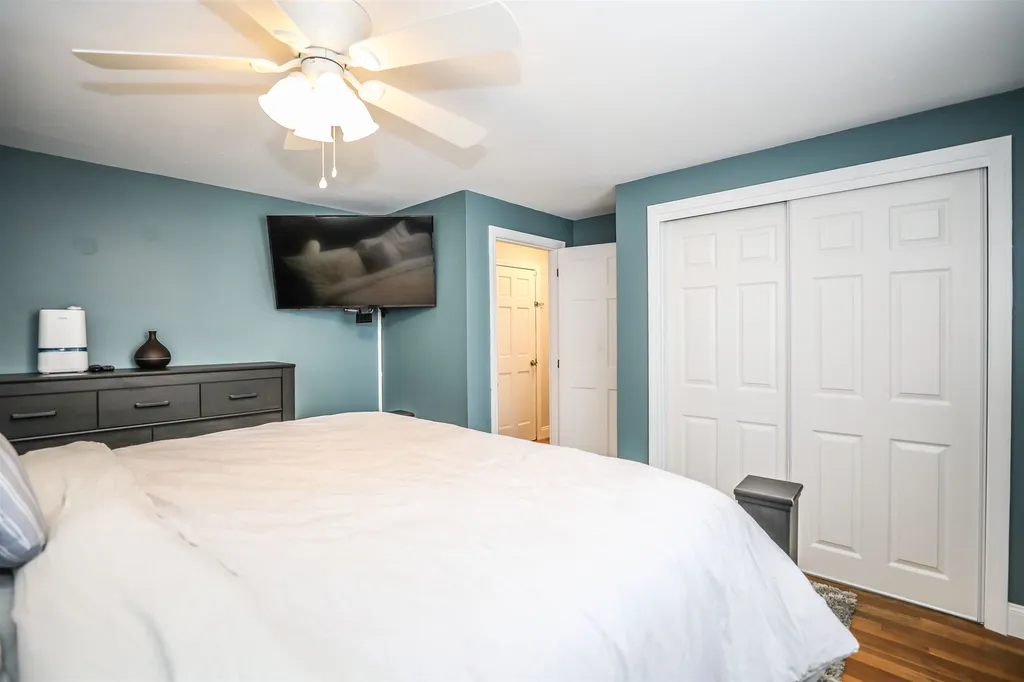 7 Birchbrow Road Nashua NH 03060