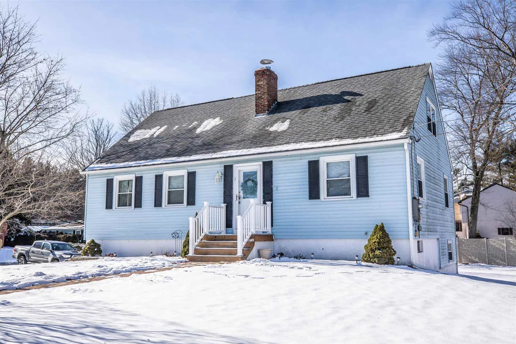 7 Birchbrow Road Nashua NH 03060