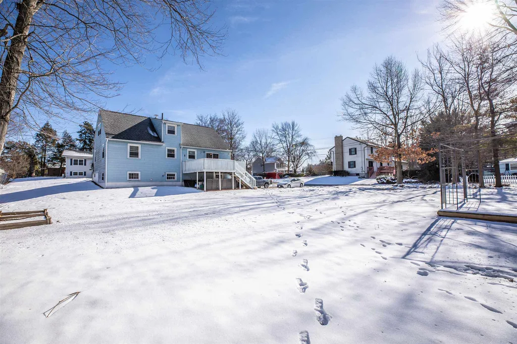 7 Birchbrow Road Nashua NH 03060