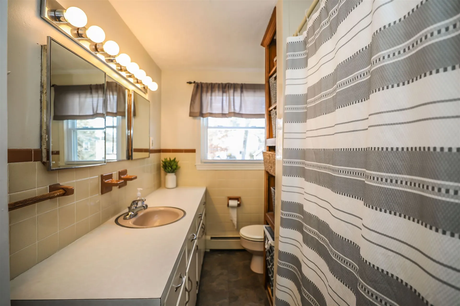 7 Birchbrow Road Nashua NH 03060