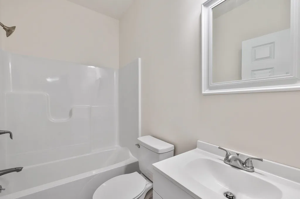 624 Shaker Road Northfield NH 03276