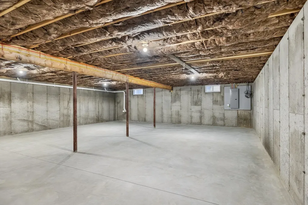 624 Shaker Road Northfield NH 03276