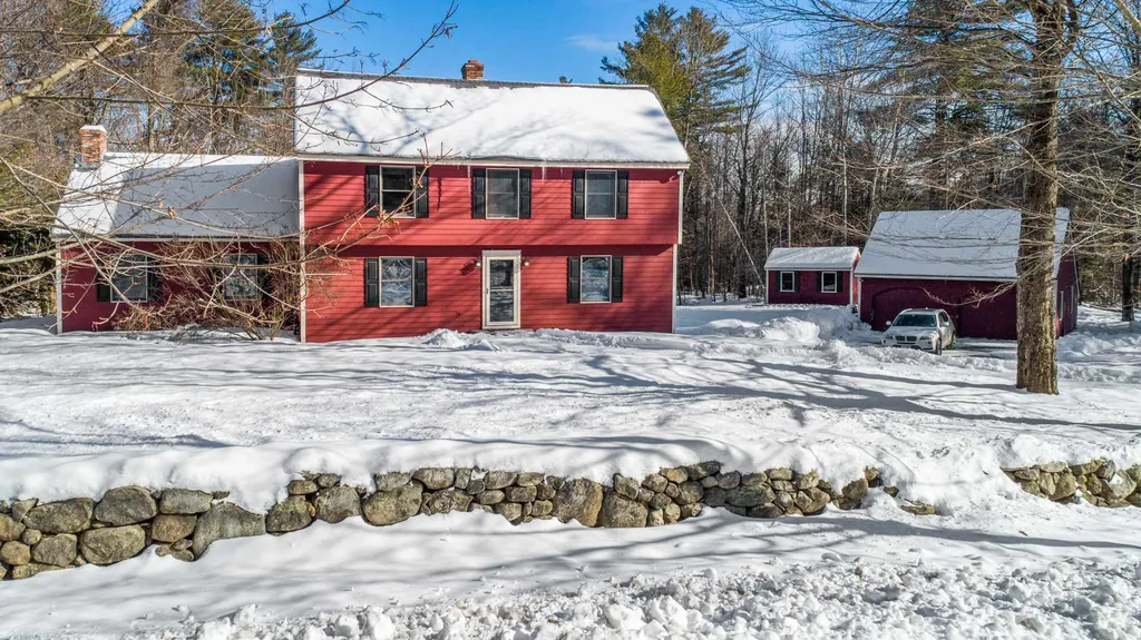 287 Tracy Road New London NH 03257