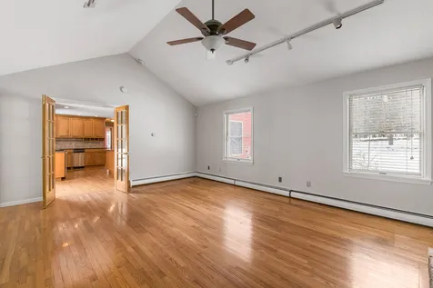 287 Tracy Road New London NH 03257
