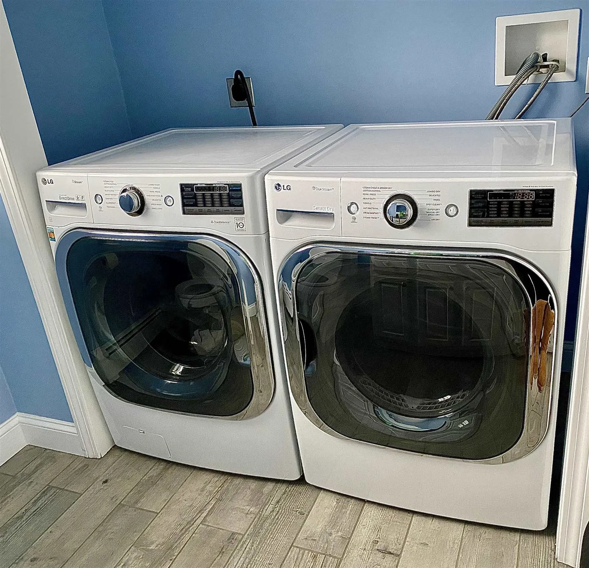 16 Trishas Way Stratham NH 03885