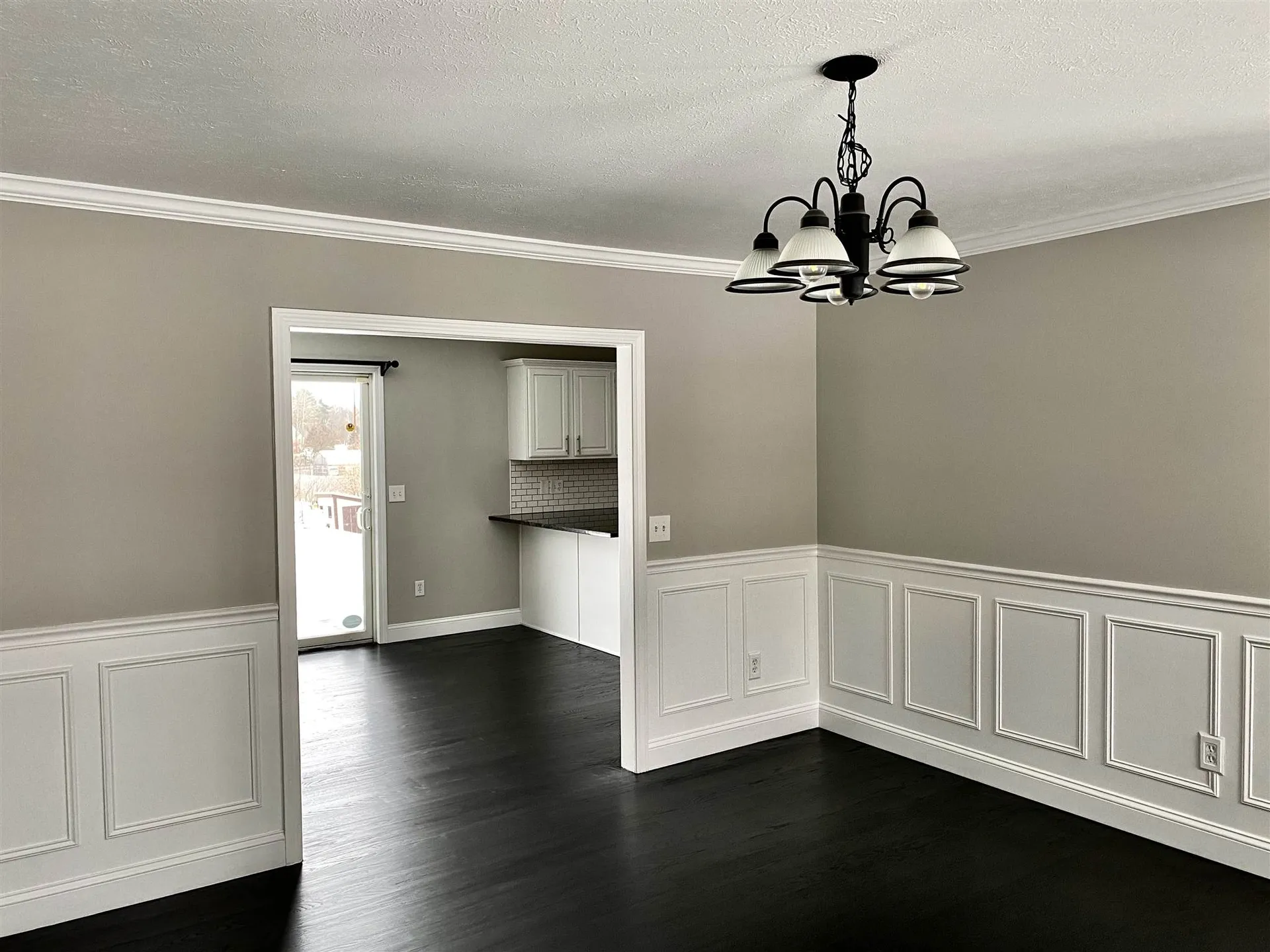 16 Trishas Way Stratham NH 03885