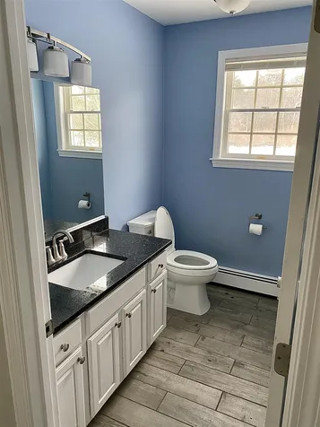 16 Trishas Way Stratham NH 03885
