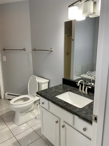 16 Trishas Way Stratham NH 03885