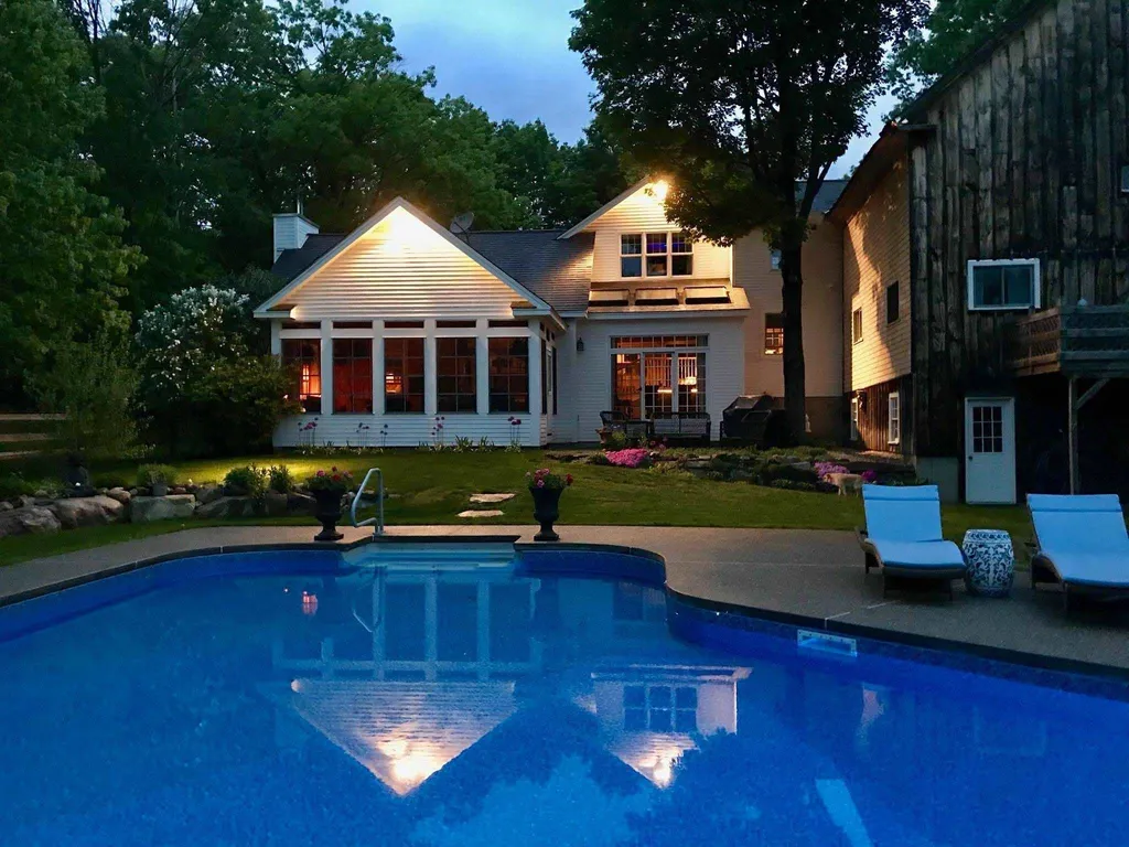66 School House Hill Road Gilford NH 03249