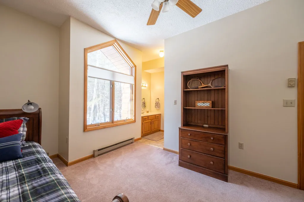 16 Riverfront Drive Woodstock NH 03262