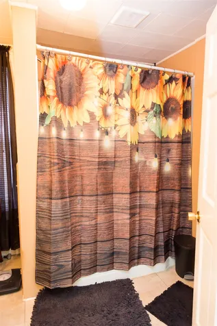 12 Courtland Street Nashua NH 03064