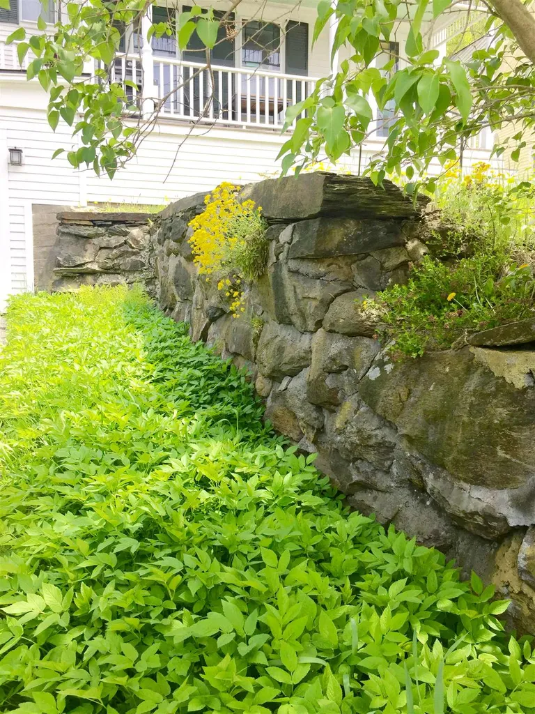 2 High Street Woodstock VT 05091