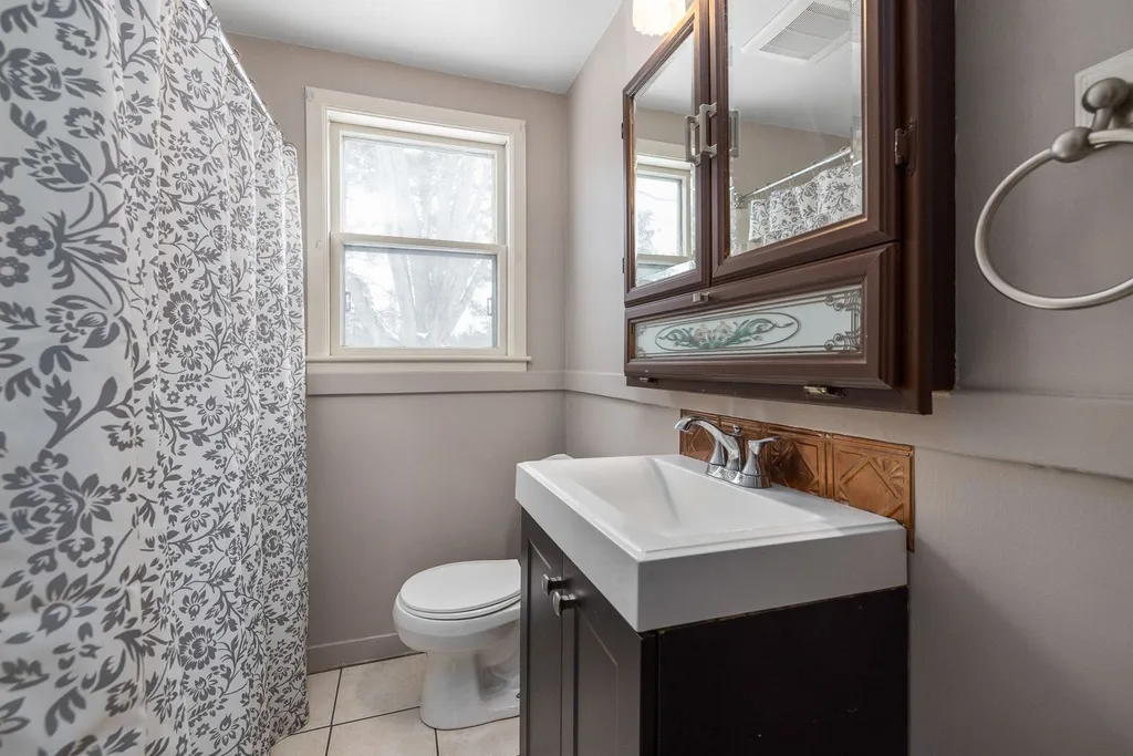 86 Colonial Drive Portsmouth NH 03801
