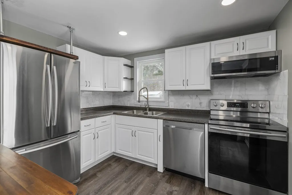 86 Colonial Drive Portsmouth NH 03801